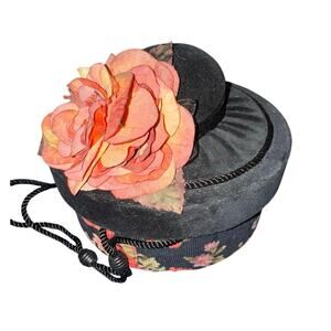 Sewing Hat Box / Purse / Velvet / Floral / decorative / Vintage / EUC